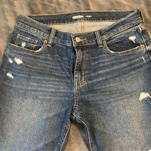 Old Navy Boyfriend Mid-Rise Jeans with cuff. Size 4 petite. New.